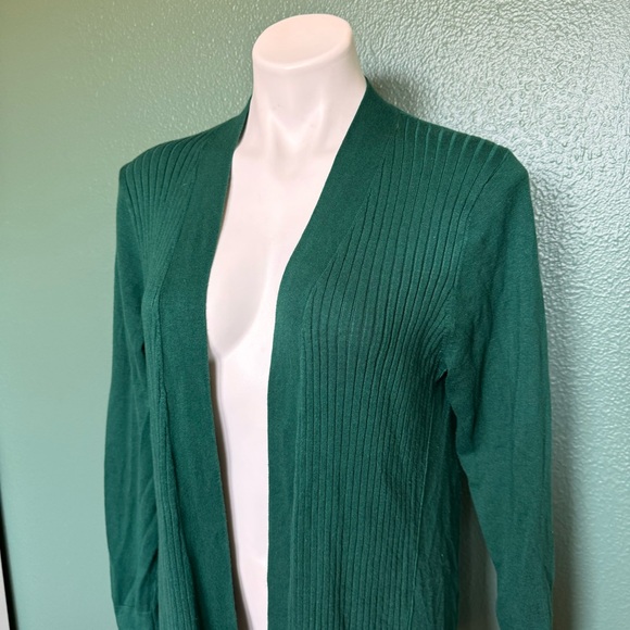 Liz Claiborne Emerald Green Long Sleeve Cardigan Sweater Flowy Top Fall Winter - Picture 2 of 9